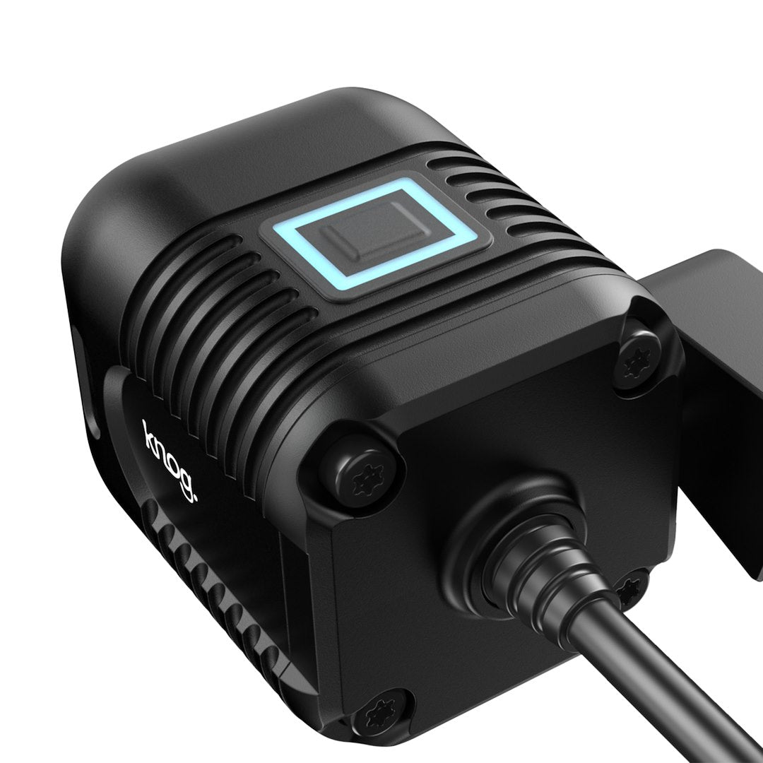 Lampa Knog Blinder E 900 przód