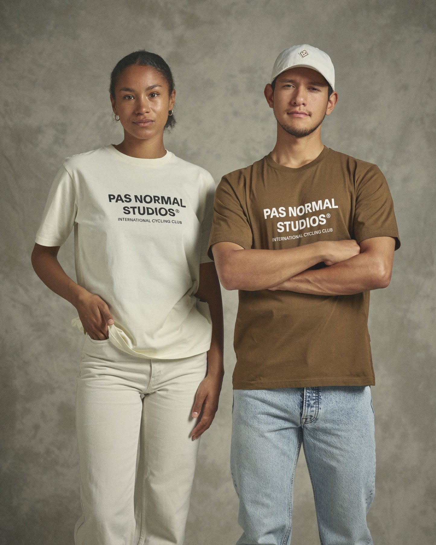 PAS NORMAL STUDIOS Off-Race Logo T-shirt