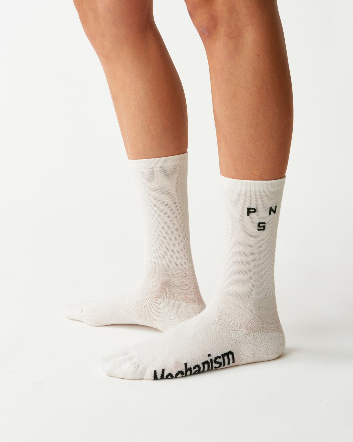 PAS NORMAL STUDIOS Mechanism Thermal Socks White