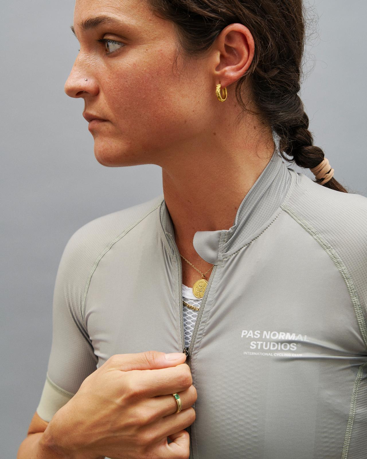 PAS NORMAL STUDIOS Women's Mechanism Jersey - Ash Grey