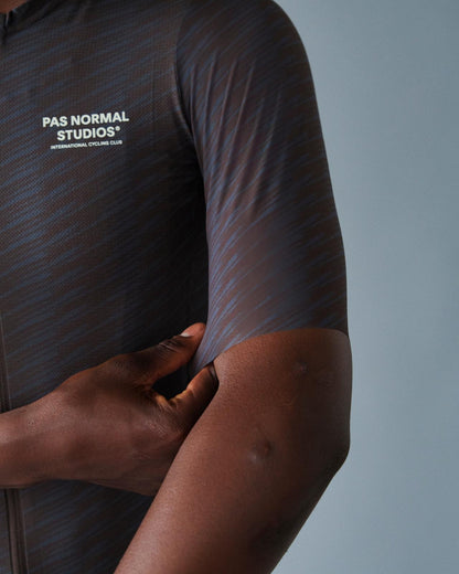 Pas Normal Studios Men's Solitude Jersey - Dark Navy / Light Brown