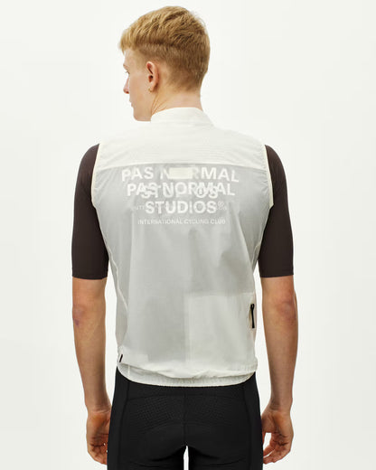 Pas Normal Studios Essential Insulated Gilet - Off White