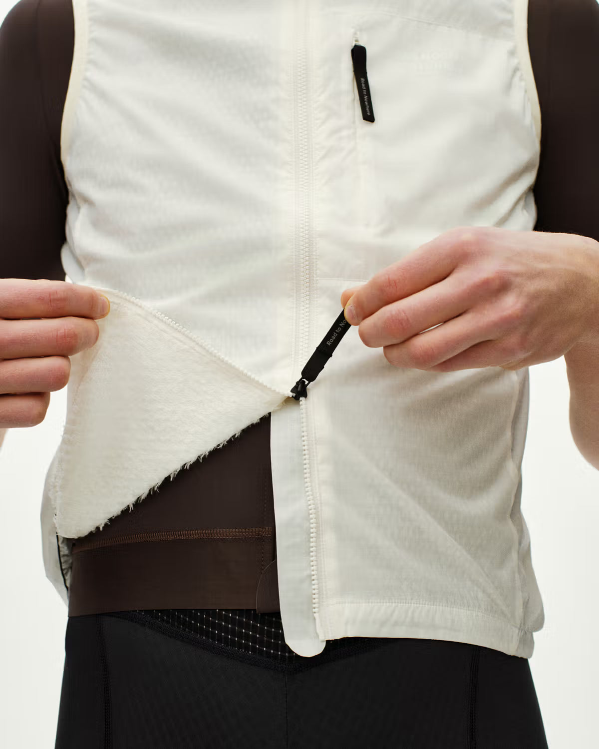 Pas Normal Studios Essential Insulated Gilet - Off White