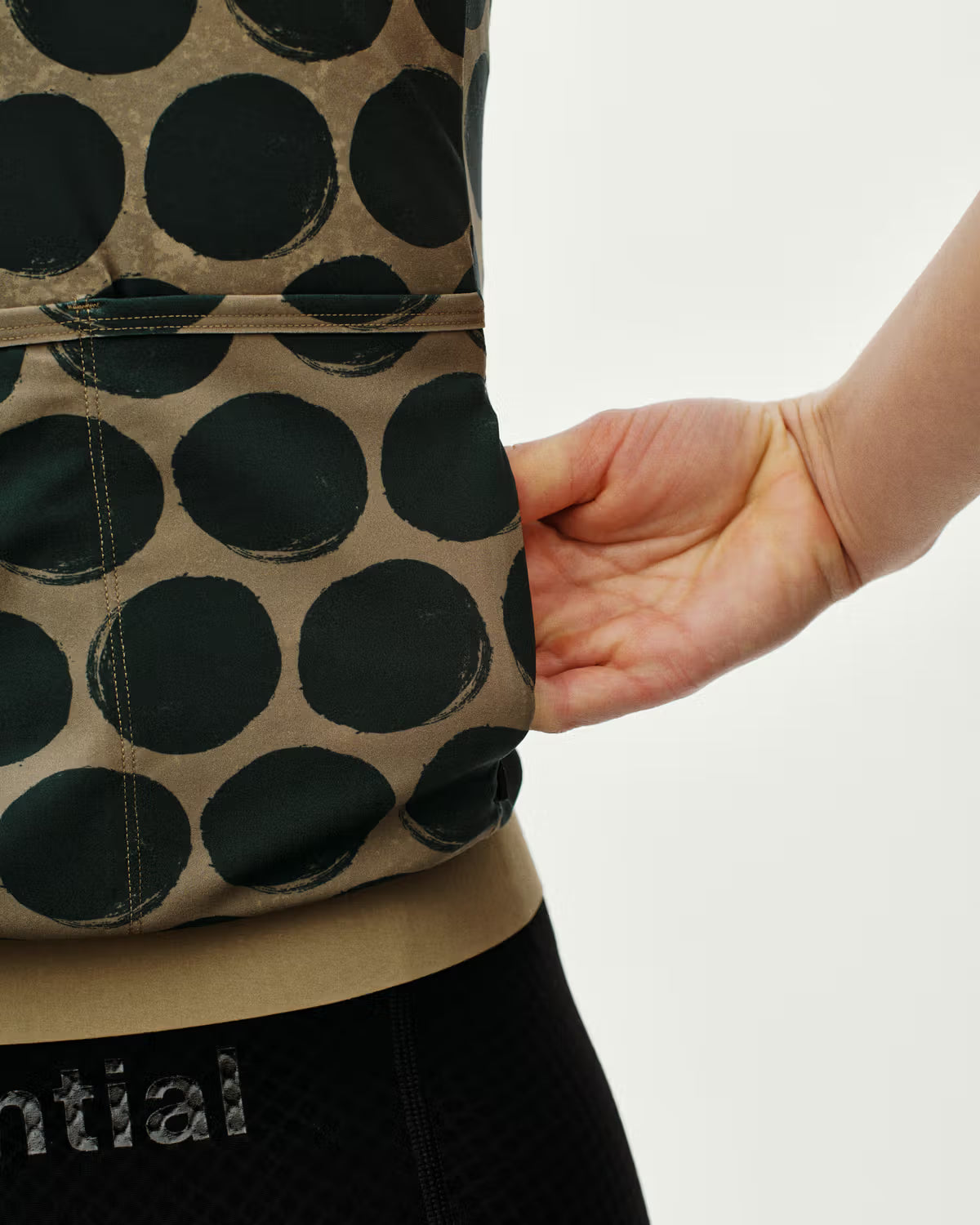 PAS NORMAL STUDIOS Women's Essential Jersey - Dot Timberwolf