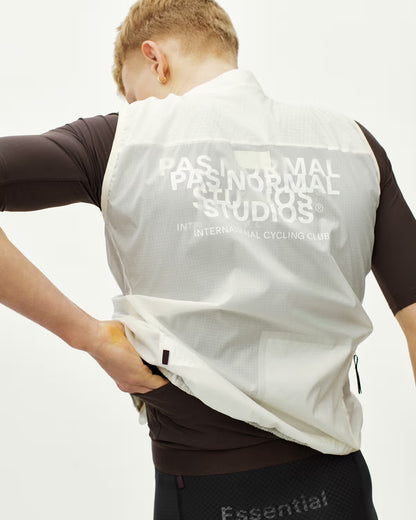 Pas Normal Studios Essential Insulated Gilet - Off White