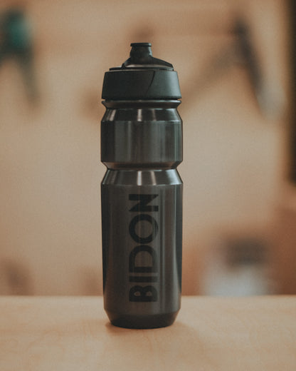 Bidon marki BIDON - black transparent 750ml