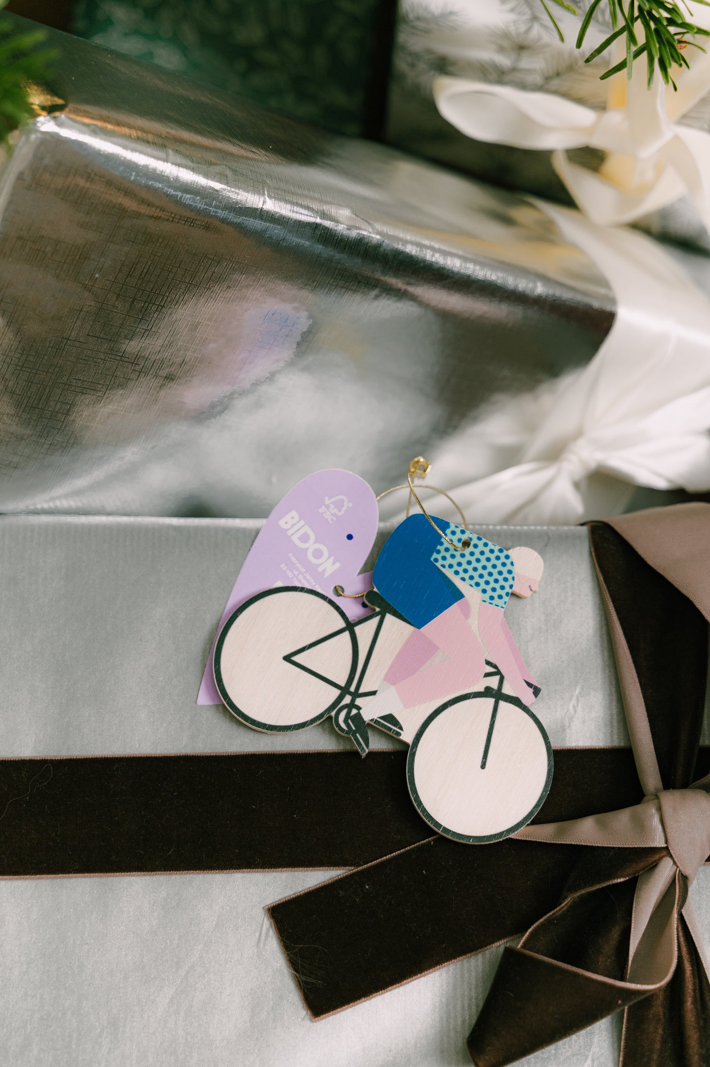 zawieszka świąteczna BIDON x Milin